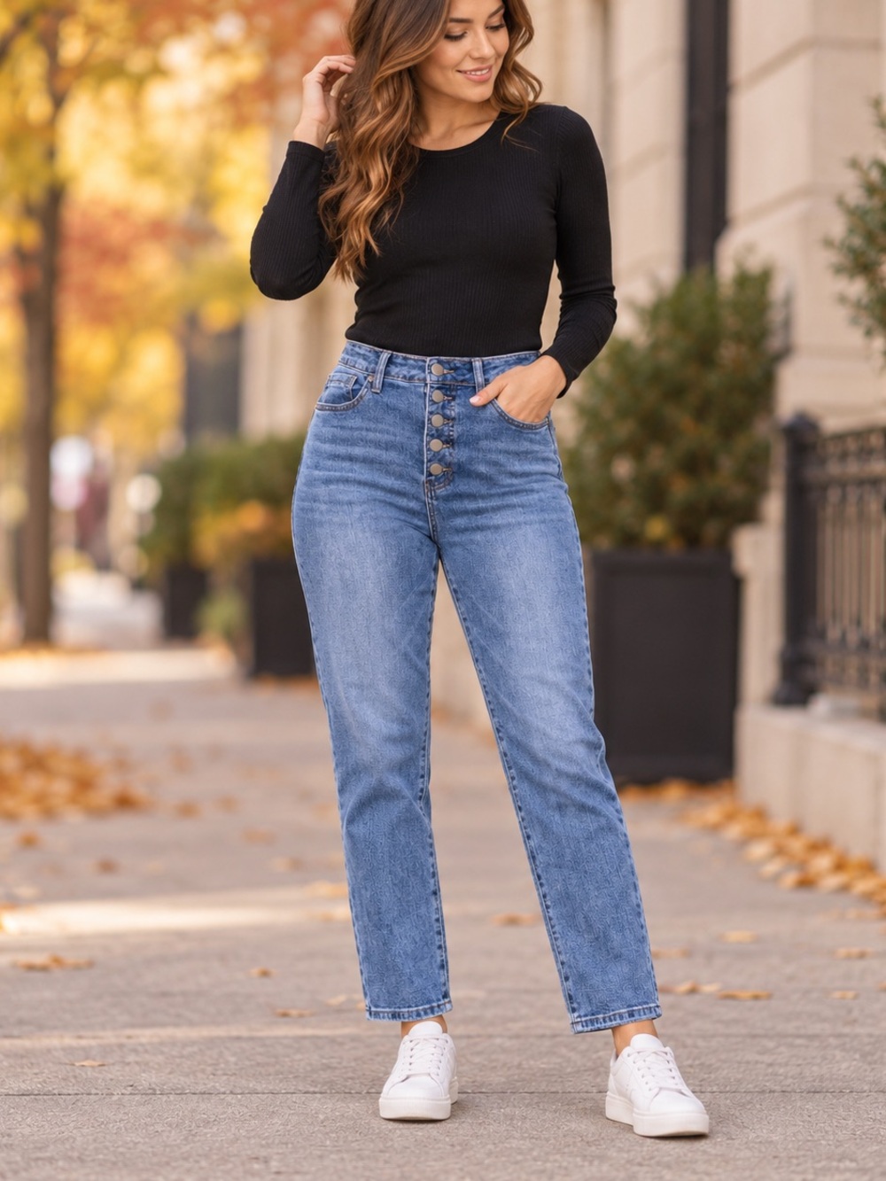 Abound High Rise Mom Jeans Size 27 Button Fly Light Wash Straight Leg